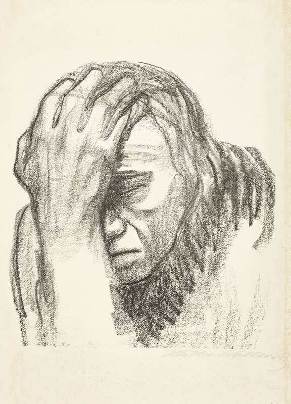 Nachdenkende Frau