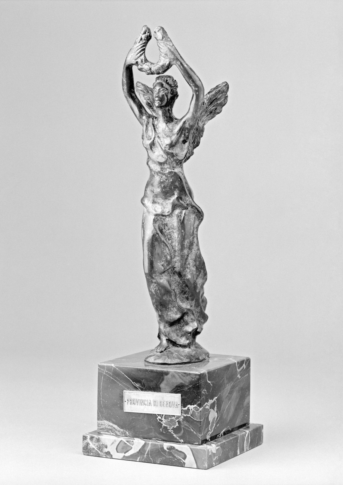 Picture of the art object